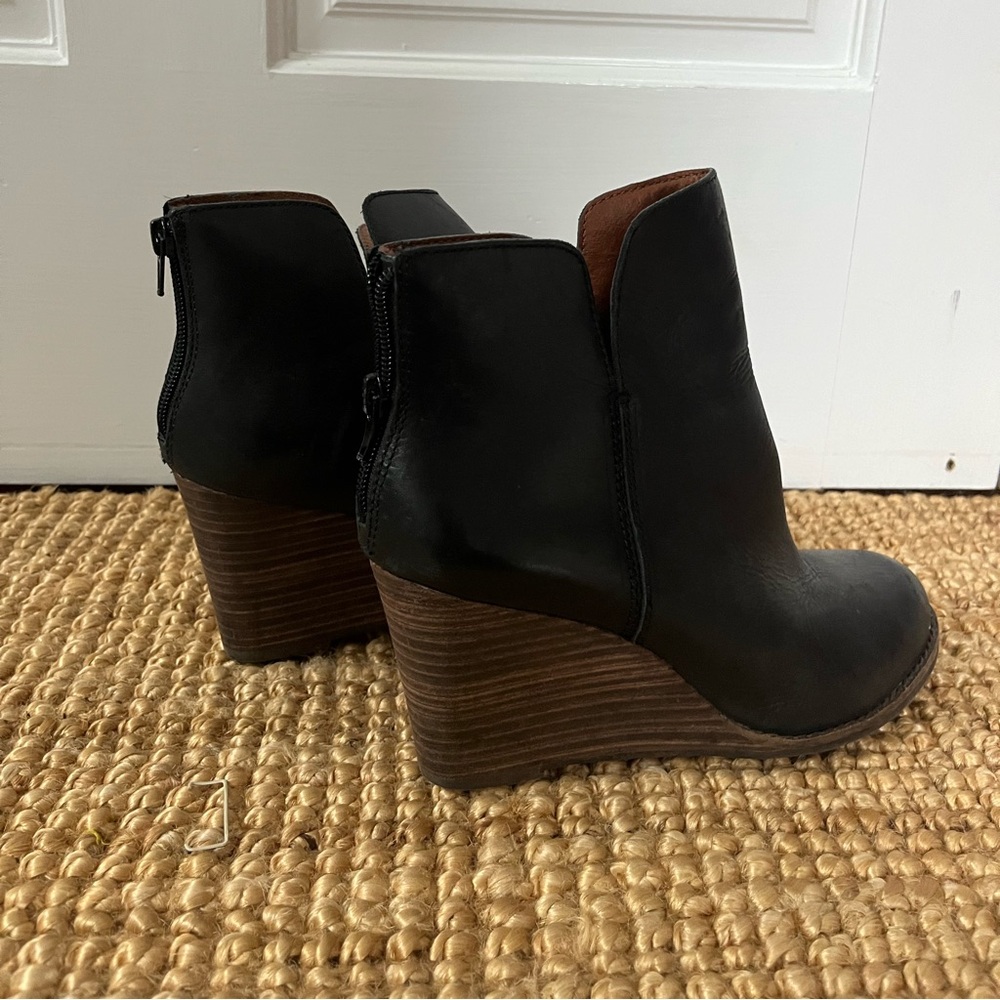 Lucky brand black leather boots women’s size 8